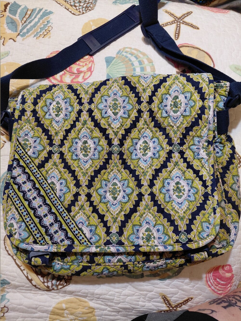 Vera Bradley Messenger School Computer Bag Crossbody Cambridge Retired Lrge - Picture 1 of 7